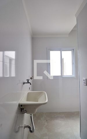 Apartamento para alugar com 54m², 2 quartos e 1 vagaÁrea de Serviço