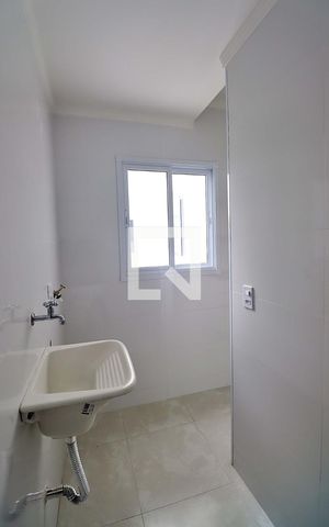 Apartamento para alugar com 108m², 2 quartos e 1 vagaÁrea de Serviço