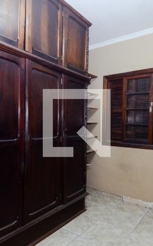 Casa à venda com 306m², 3 quartos e 4 vagasQuarto 2