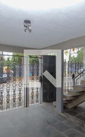Casa à venda com 306m², 3 quartos e 4 vagasGaragem