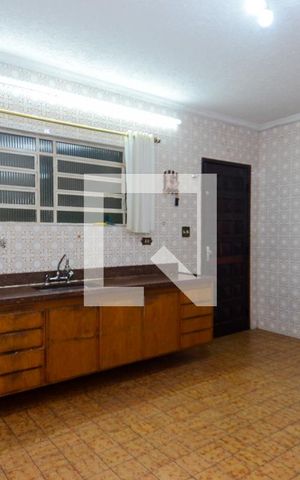 Casa à venda com 306m², 3 quartos e 4 vagasCozinha