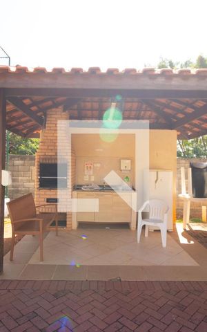 Apartamento para alugar com 50m², 2 quartos e 1 vaga Apartamento para alugar com 50m², 2 quartos e 1 vagaÁrea comum - Churrasqueira