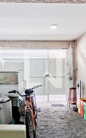 Casa à venda com 360m², 3 quartos e 2 vagas Casa à venda com 360m², 3 quartos e 2 vagasGaragem