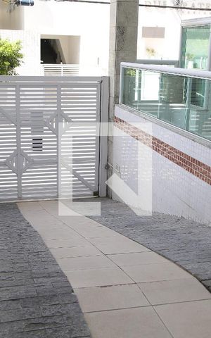 Apartamento para alugar com 70m², 2 quartos e 1 vagaRampa Garagem