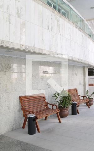 Apartamento para alugar com 70m², 2 quartos e 1 vagaÁrea comum 