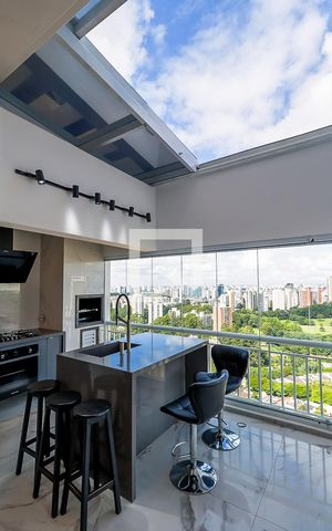 Apartamento à venda com 121m², 3 quartos e 3 vagas Apartamento à venda com 121m², 3 quartos e 3 vagasCozinha