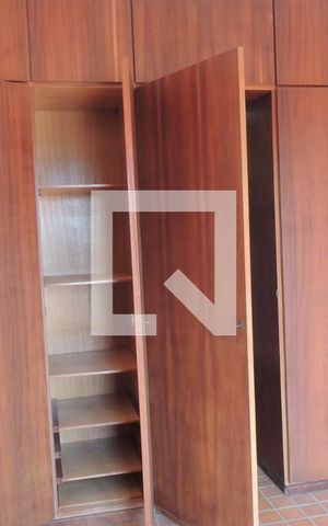 Casa de condomínio à venda com 440m², 4 quartos e 2 vagasSuíte 2