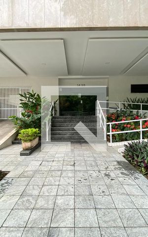 Apartamento para alugar com 85m², 3 quartos e 2 vagas Apartamento para alugar com 85m², 3 quartos e 2 vagasFachada