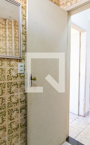 Apartamento à venda com 52m², 1 quarto e sem vaga Apartamento à venda com 52m², 1 quarto e sem vagaBanheiro