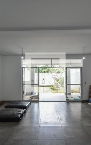 Casa à venda com 280m², 3 quartos e 3 vagasSalão de Festas 