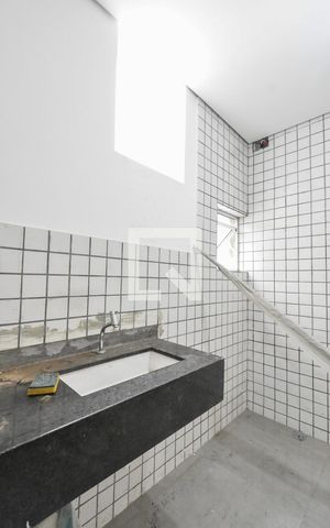 Casa à venda com 280m², 3 quartos e 3 vagasBanheiro Salão de Festas 