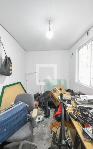 Casa à venda com 280m², 3 quartos e 3 vagasQuarto de Serviços