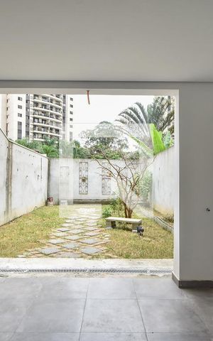 Casa à venda com 280m², 3 quartos e 3 vagasÁrea Externa