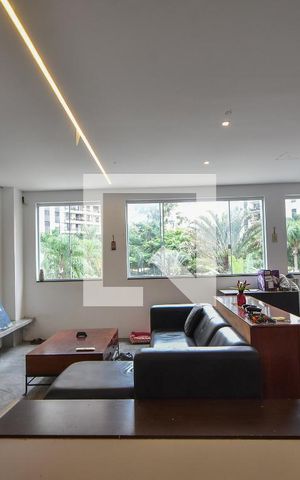 Casa à venda com 280m², 3 quartos e 3 vagasSala de Estar 
