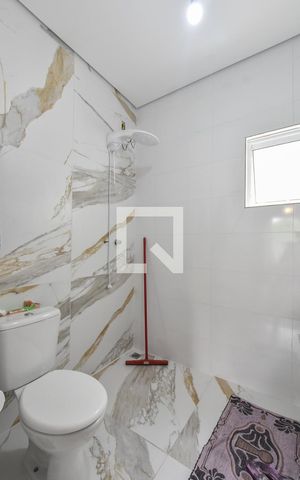 Casa à venda com 280m², 3 quartos e 3 vagasBanheiro Suíte 02