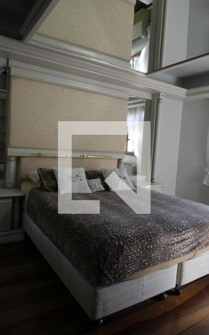 Casa à venda com 290m², 3 quartos e 3 vagasQuarto da Suíte