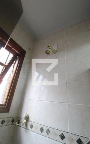 Casa à venda com 290m², 3 quartos e 3 vagasChuveiro a Gás