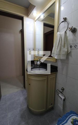 Casa à venda com 290m², 3 quartos e 3 vagasBanheiro Social