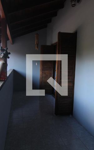 Casa à venda com 290m², 3 quartos e 3 vagasSacada da Sala de Inverno