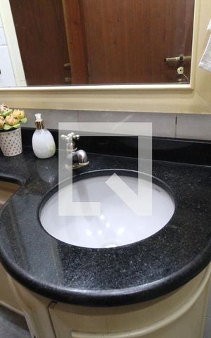 Casa à venda com 290m², 3 quartos e 3 vagasBanheiro Social