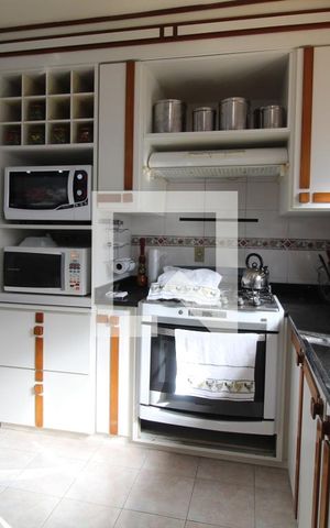 Casa à venda com 290m², 3 quartos e 3 vagasCozinha