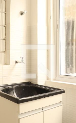 Apartamento à venda com 128m², 3 quartos e sem vagaÁrea de Serviço