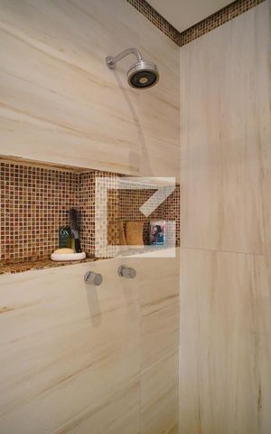 Casa à venda com 352m², 3 quartos e 4 vagasSuíte