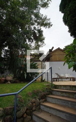 Casa à venda com 352m², 3 quartos e 4 vagasQuintal