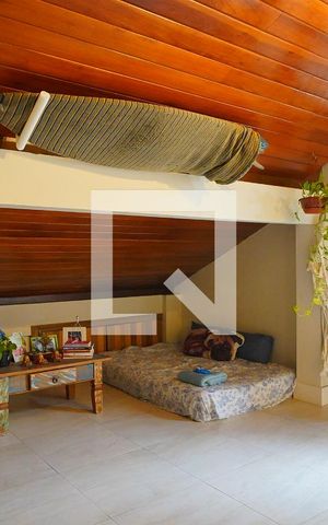 Casa à venda com 352m², 3 quartos e 4 vagasSuíte 2