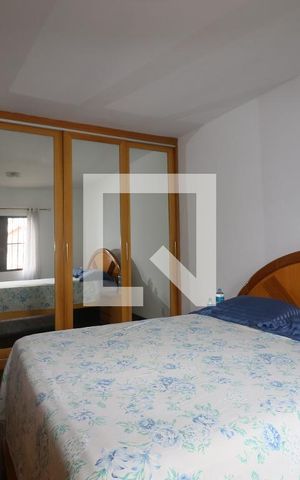 Casa à venda com 222m², 4 quartos e 2 vagas Casa à venda com 222m², 4 quartos e 2 vagasQuarto 3 - Suíte