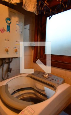 Apartamento à venda com 65m², 2 quartos e 2 vagasÁrea de Serviço