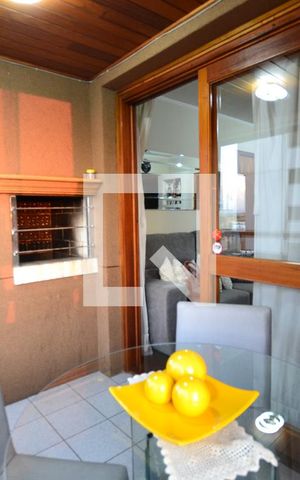 Apartamento à venda com 65m², 2 quartos e 2 vagasSala