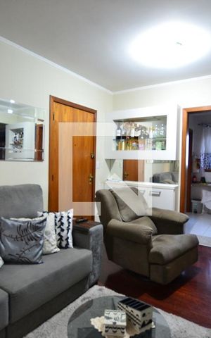 Apartamento à venda com 65m², 2 quartos e 2 vagasSala