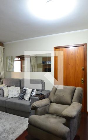 Apartamento à venda com 65m², 2 quartos e 2 vagasSala