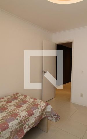 Casa de condomínio à venda com 375m², 5 quartos e 3 vagasSuíte 1