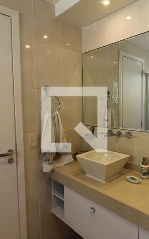 Casa de condomínio à venda com 375m², 5 quartos e 3 vagasBanheiro - Suíte 2