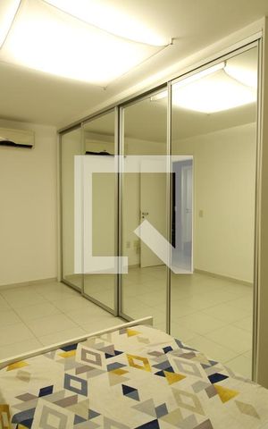 Casa de condomínio à venda com 375m², 5 quartos e 3 vagasQuarto 2
