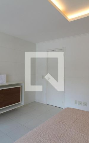 Casa de condomínio à venda com 375m², 5 quartos e 3 vagasSuíte 2