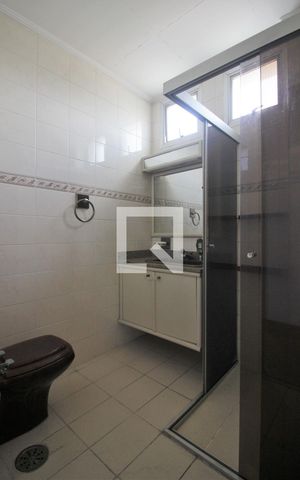 Apartamento à venda com 100m², 2 quartos e 1 vagaChuveiro