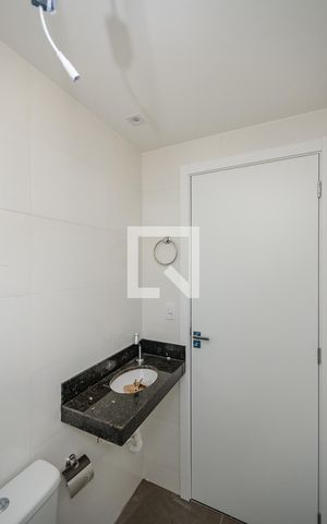 Apartamento para alugar com 62m², 2 quartos e 2 vagas Apartamento para alugar com 62m², 2 quartos e 2 vagasBanheiro da Suíte 2