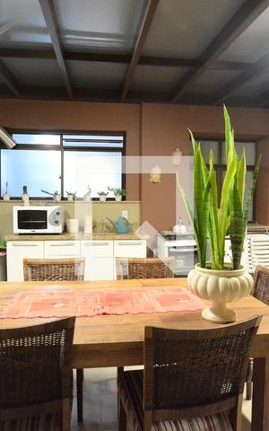 Apartamento à venda com 190m², 2 quartos e 1 vagaÁrea de lazer
