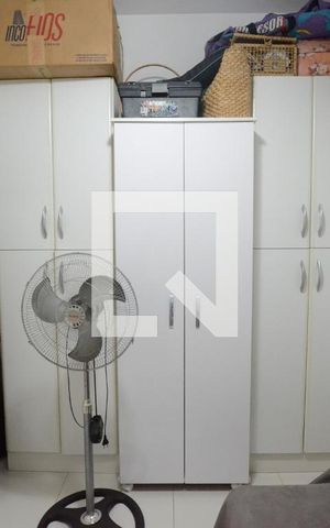 Apartamento à venda com 190m², 2 quartos e 1 vagaQuarto serviço