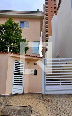 Casa de condomínio à venda com 158m², 3 quartos e 4 vagasFachada