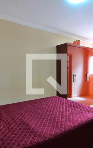 Casa de condomínio à venda com 158m², 3 quartos e 4 vagasQuarto Suíte