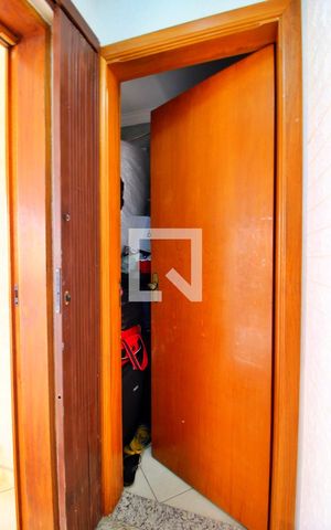 Casa de condomínio à venda com 158m², 3 quartos e 4 vagasDepósito