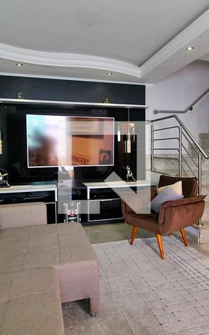 Casa de condomínio à venda com 158m², 3 quartos e 4 vagasSala