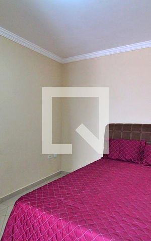 Casa de condomínio à venda com 158m², 3 quartos e 4 vagasQuarto Suíte