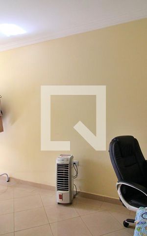 Casa de condomínio à venda com 158m², 3 quartos e 4 vagasQuarto 3