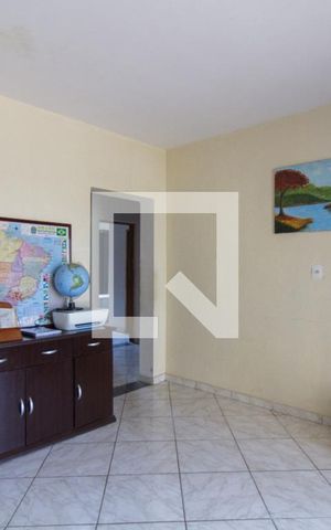 Casa para alugar com 347m², 3 quartos e 8 vagasSala de TV
