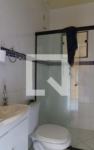 Casa para alugar com 347m², 3 quartos e 8 vagasBanheiro suíte 2
